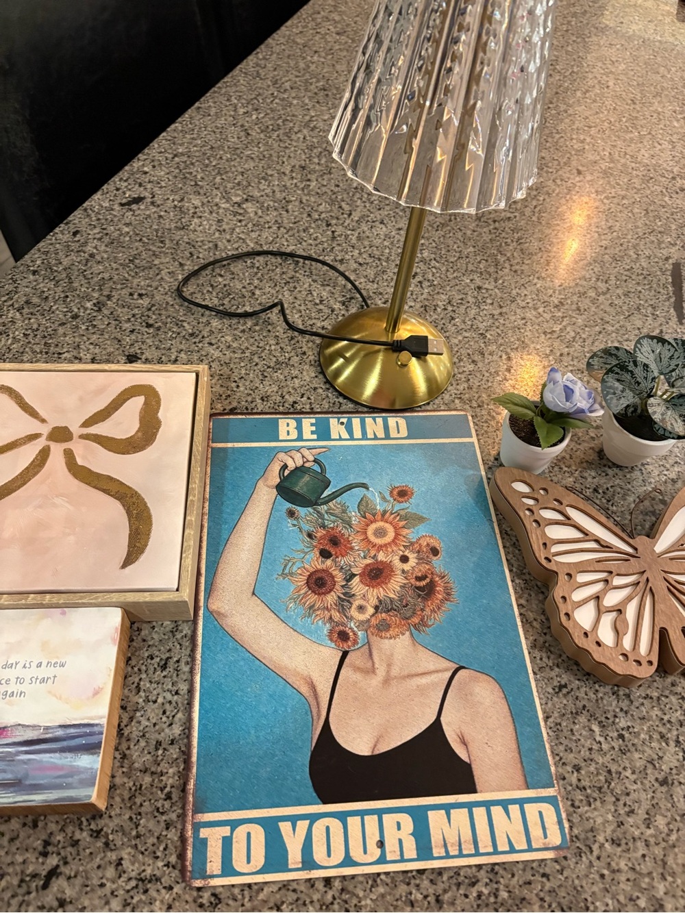 Decor Bundle - Picture 3 of 5